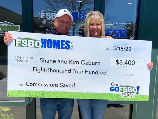 Shane & Kim Ozburn - 900 Pawnee Dr NW, Cedar Rapids, IA